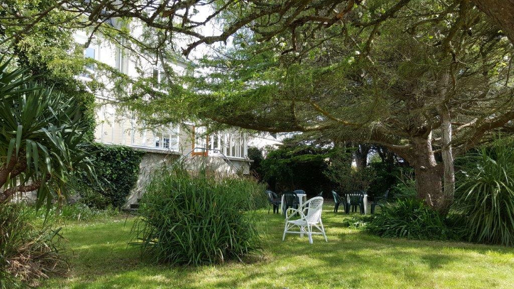 Hotel D'Angleterre Roscoff Exterior photo